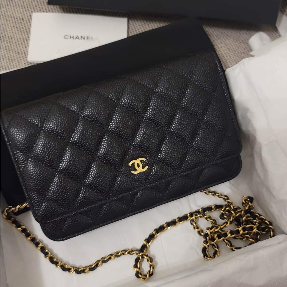 Chanel WOC full set; like new